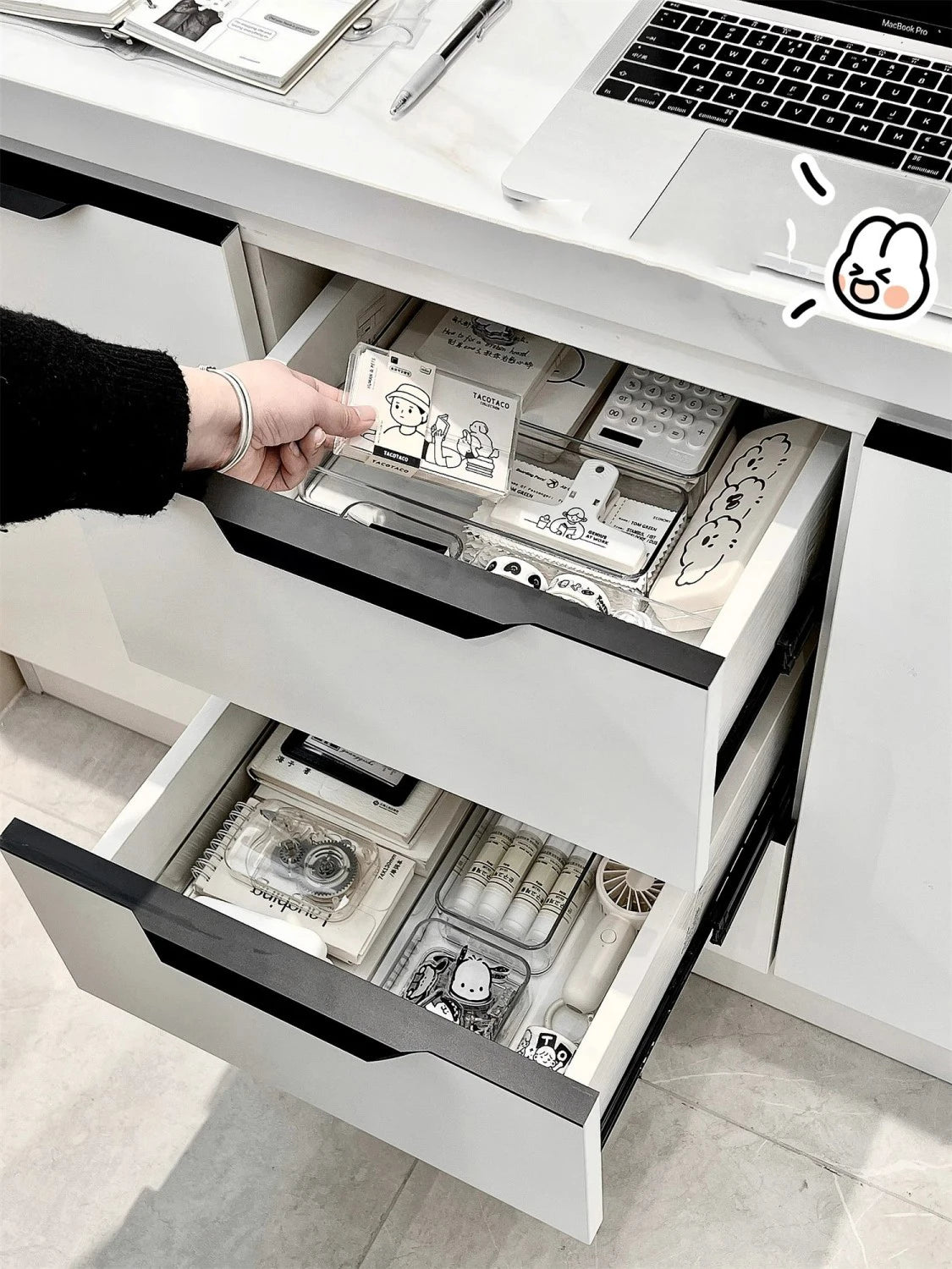 Clear Plastic Drawer Organizers Set Versatile Bathroom and Vanity Drawer Organizer Trays Storage Bins for Makeup Kitchen Gadgets